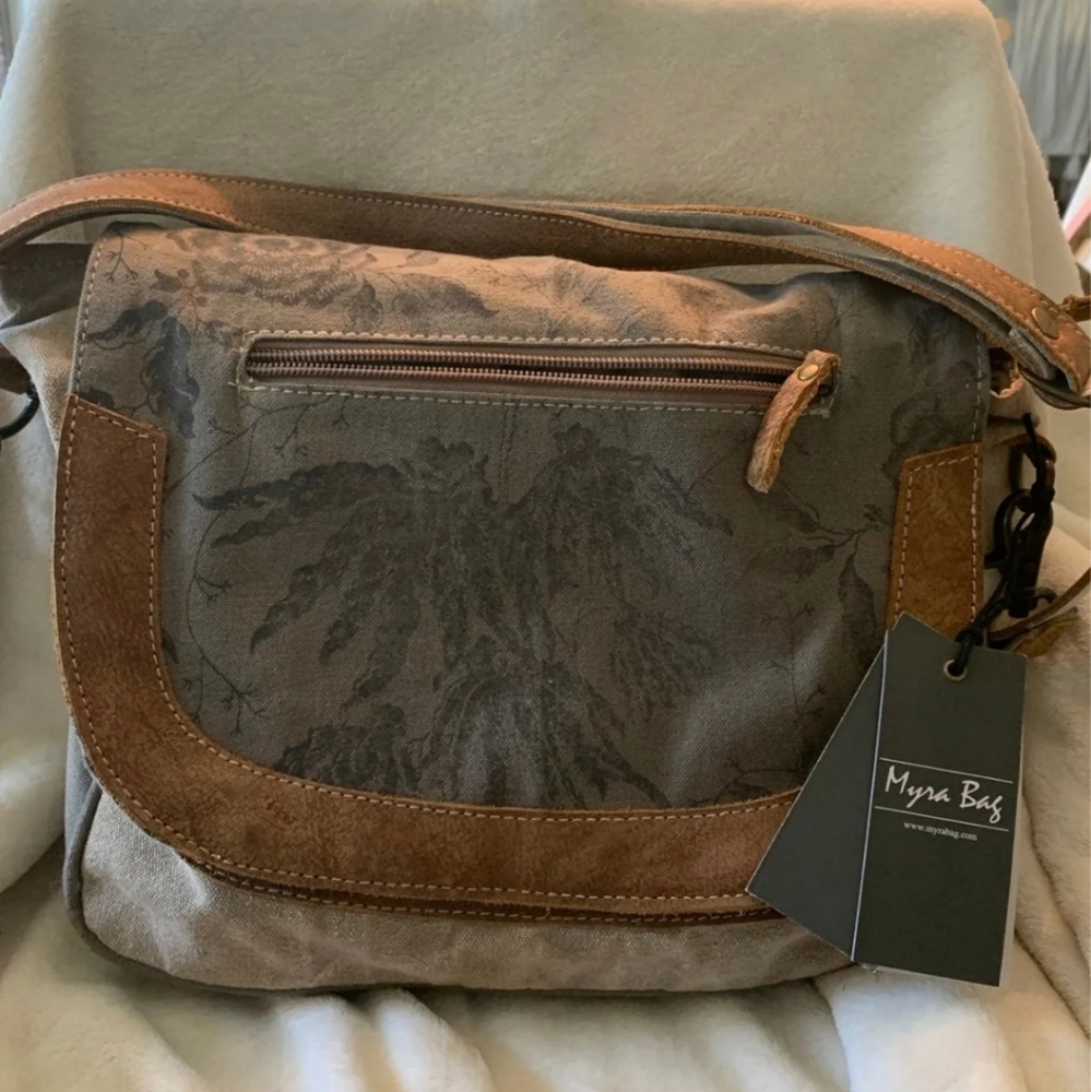 MYRA CANVAS AND LEATHER MESSENGER